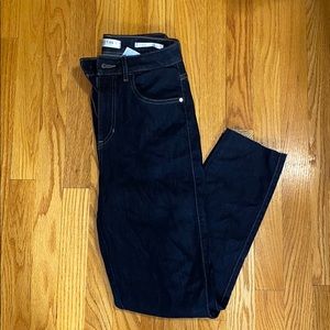 BRAND NEW GUESS JEANS